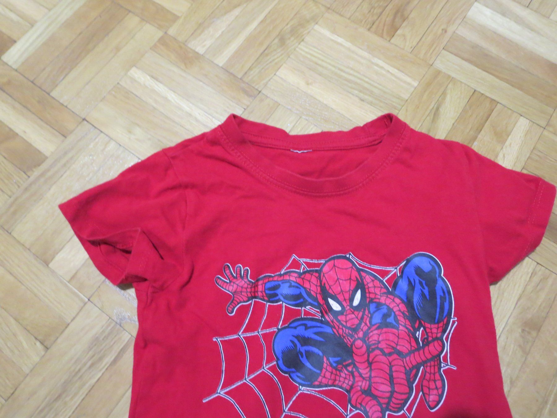 Maglioni & Felpe: Spiderman Kinder-T-Shirt /Gr. 92/98 – Usato da Wallisellen venduto da Arvenstube 2