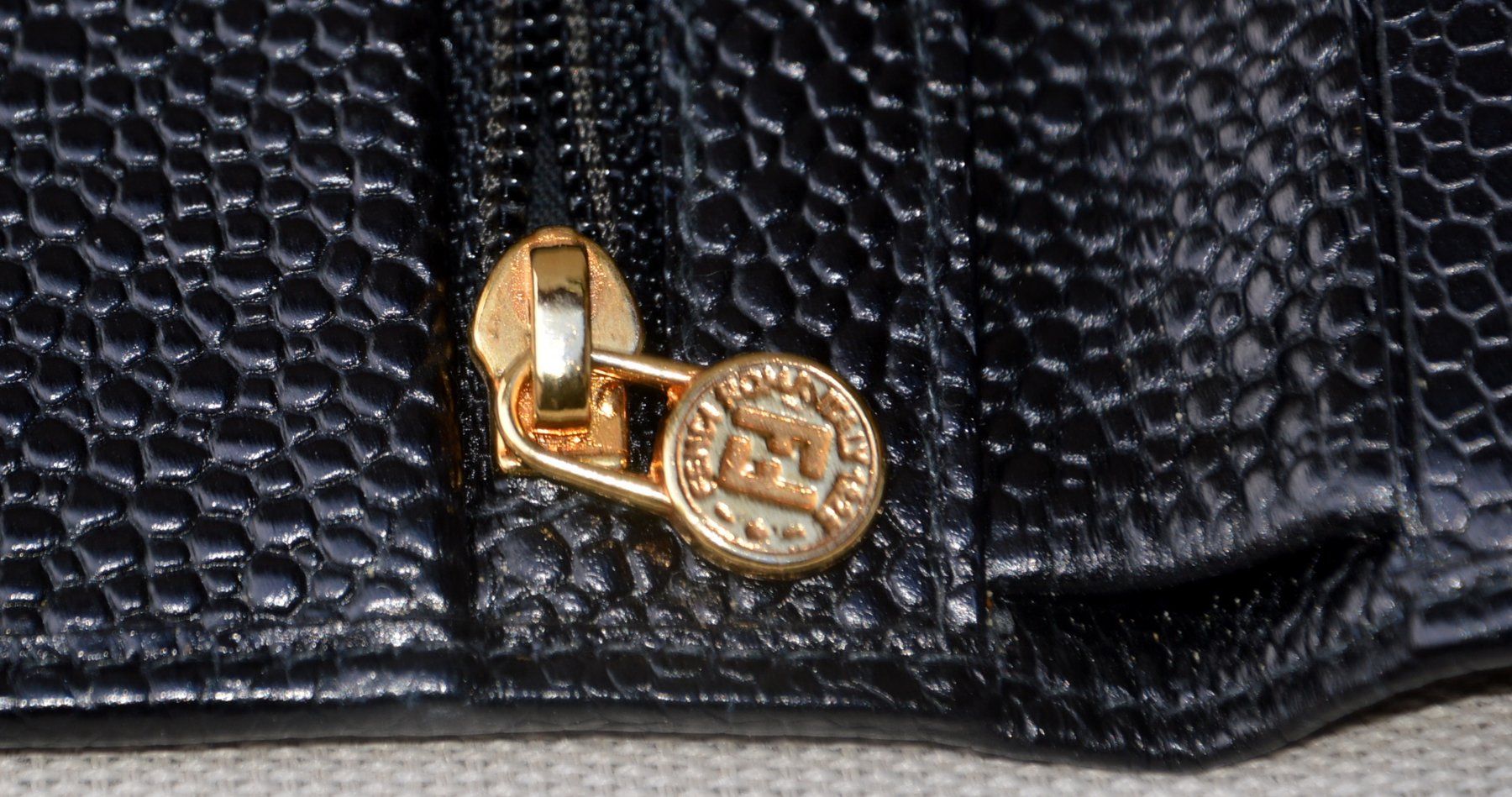 Fendi Portafogli: Fendi Agenda  / Portefeuille – Usato da Collonges venduto da arashee 6