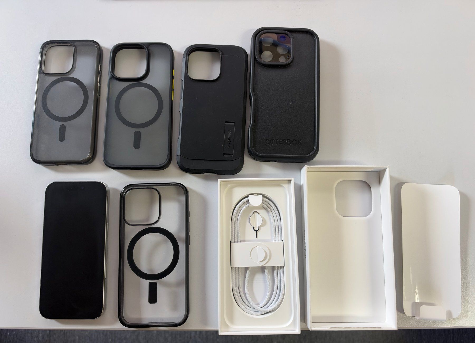 Apple Telefoni cellulari / Smartphones: iPhone 16 Pro 256 GB Titane Blanc – Usato da Basse-Nendaz venduto da maytainf