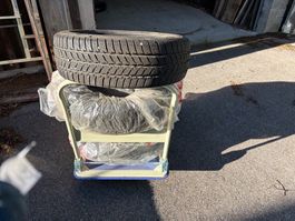 Pneus hiver195/60 R16