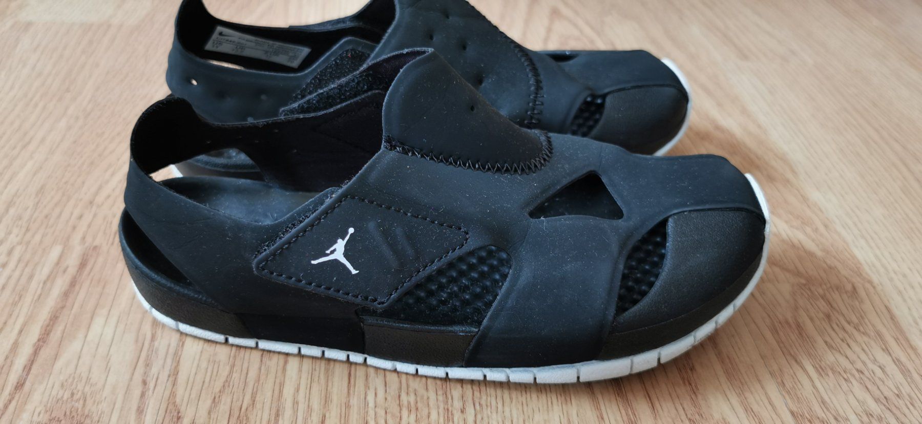 Jordan Scarpe per ragazzi: Jordan Kinder Schuhe Gr 32 – Usato da Schlieren venduto da vlalif