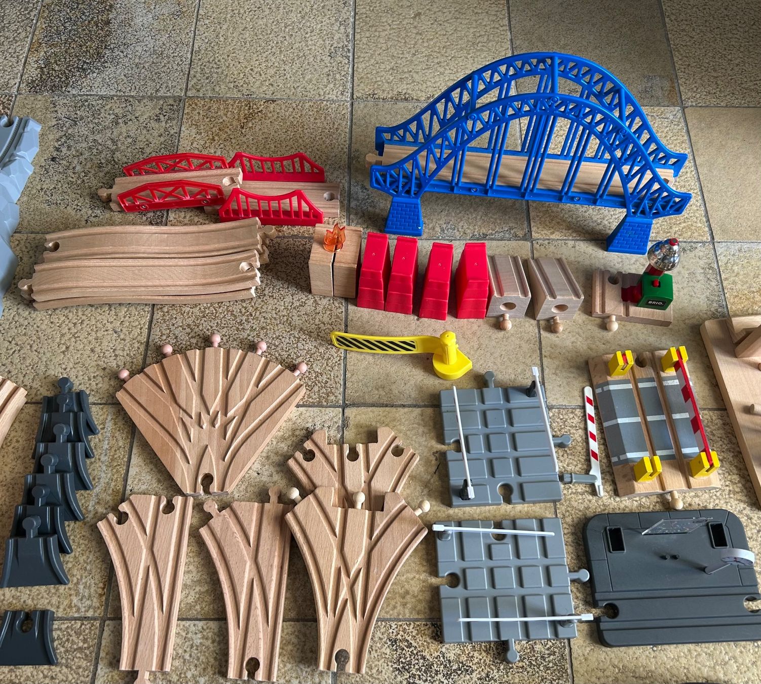Brio Jouets: Grosses Brio Bahn Paket – D'occasion à Zollikon par ani_cml8 2