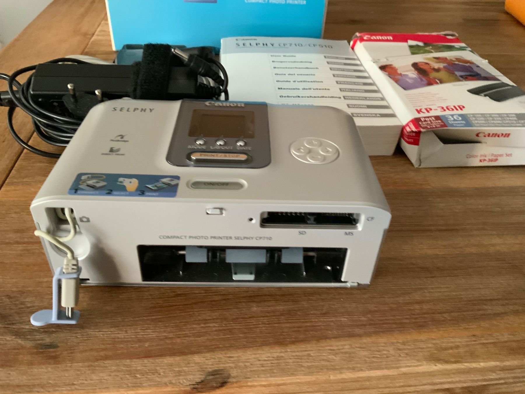 Canon Imprimantes: Canon SELPHY CP710 Compact Photo Printer – D'occasion à Schübelbach par Hecht11. 2