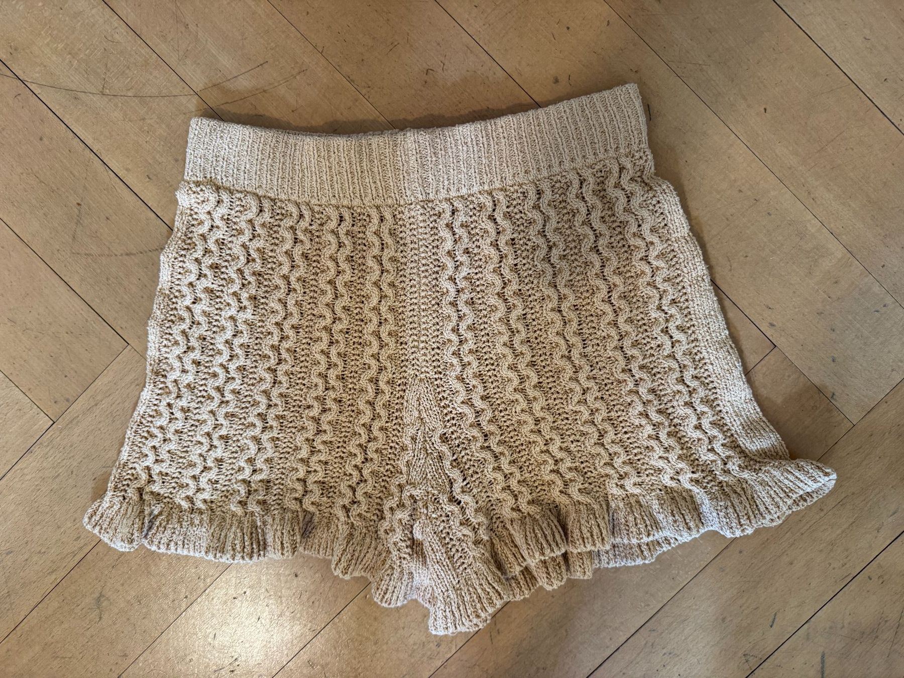 Zara Pantaloni: Shorts – Usato da Zollikon venduto da lui_gqg9