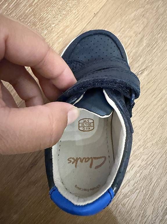 Clarks Scarpe da uomo: Clark's Leder Sneaker, Grösse 20.5 – Usato da Bäch SZ venduto da Blansz 3