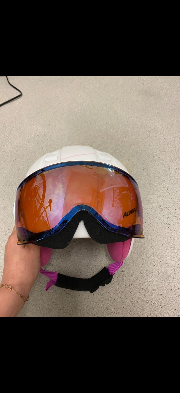 Alpina Caschi: Alpina Skihelm – Usato da Kilchberg ZH venduto da TanniTanni