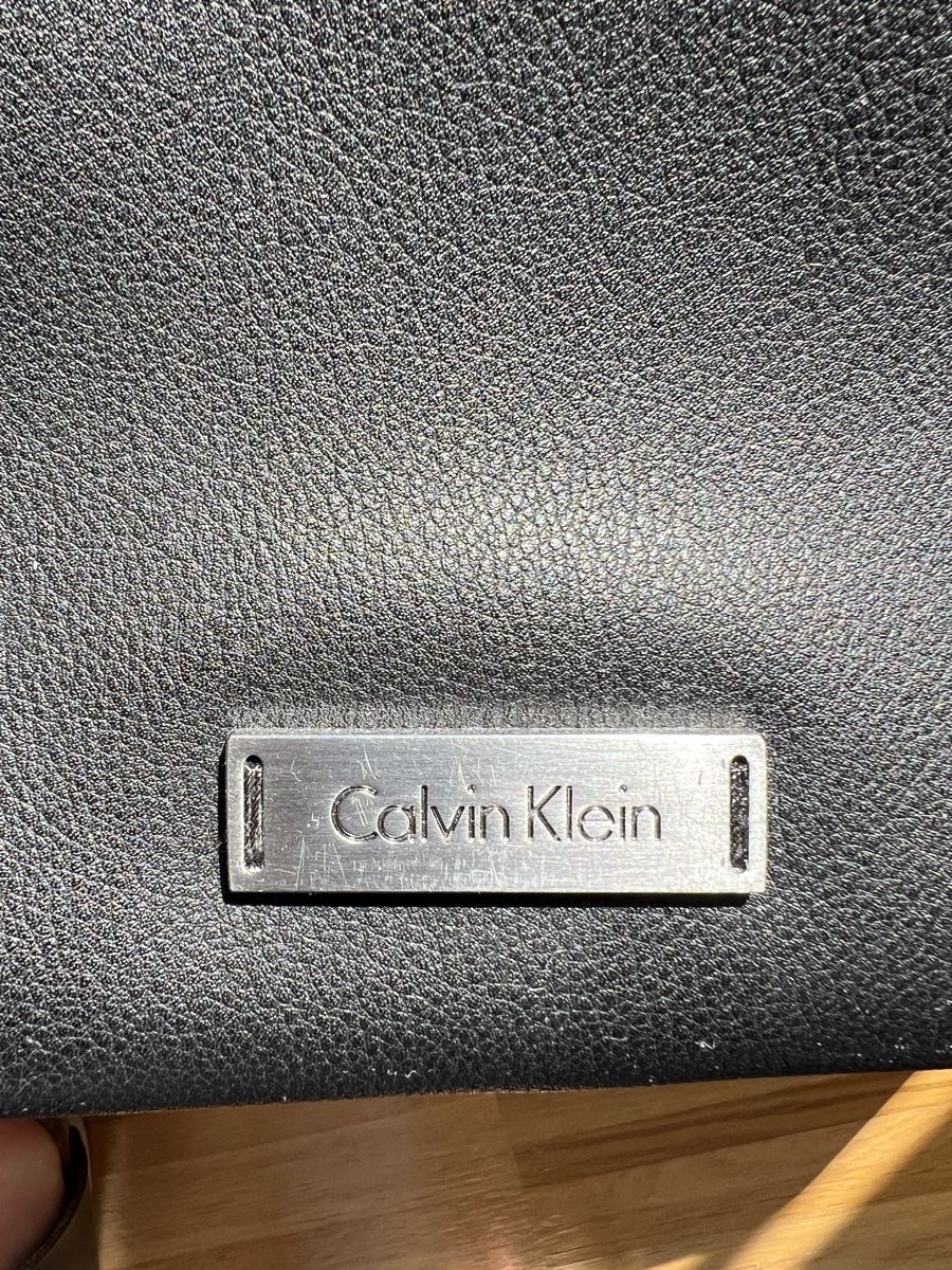 Calvin Klein Valigie & Borse: Calvin Klein Leder Aktentasche/Laptoptasche – Nuovo e nell'imballaggio originale da St. Gallen venduto da Mokki2014 8