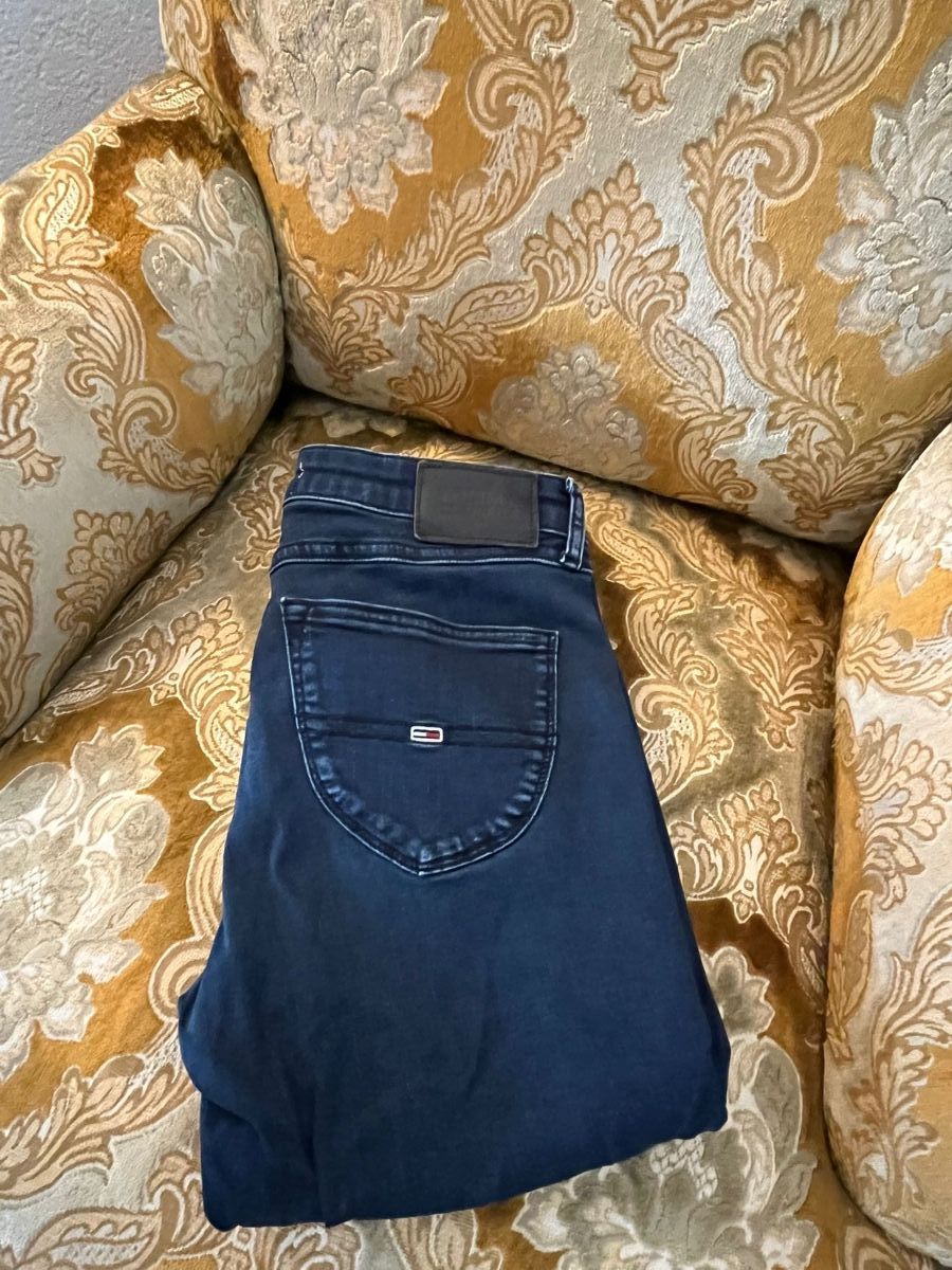 Tommy Hilfiger Jeans: Jeans von Tommy Jeans – Usato da Thun venduto da mir_8tjd