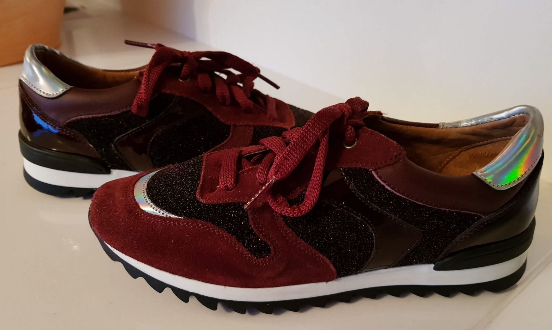 Unisa Chaussures femmes: Unisa Leder Sneaker Gr.36 – Neuf avec emballage d'origine à Reinach AG par innamac 2
