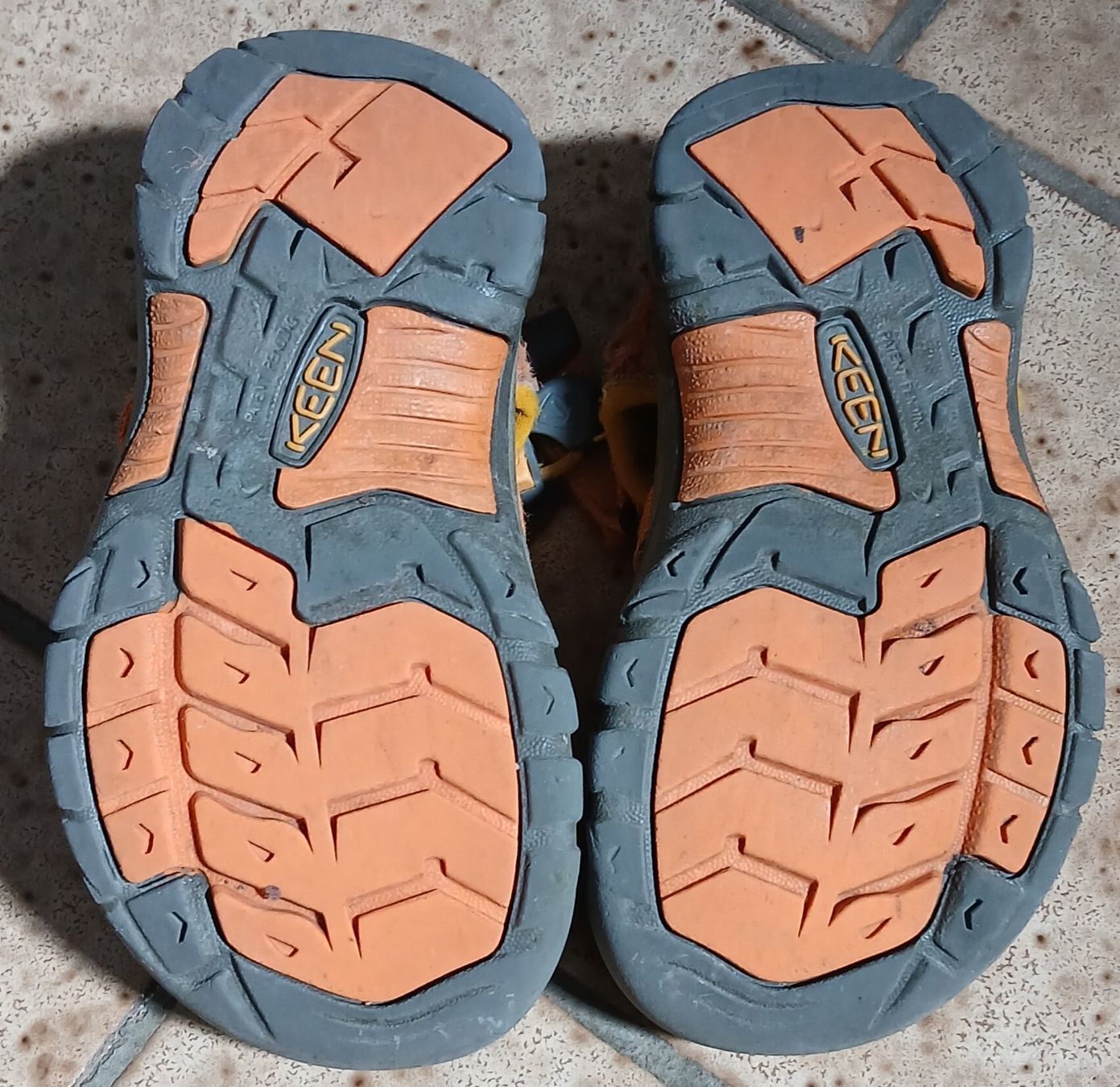 Keen Schuhe für Jungen: Sandalen Grösse 28 – Gebraucht aus Sissach von mar_xc7r 2