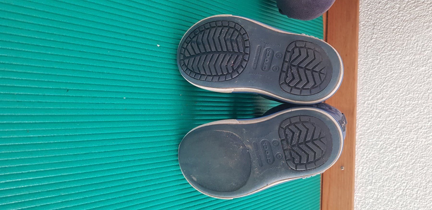 Crocs Chaussures garçon: Crocs Winter C9 Gr25-26 – D'occasion à Bern par alimajd 1