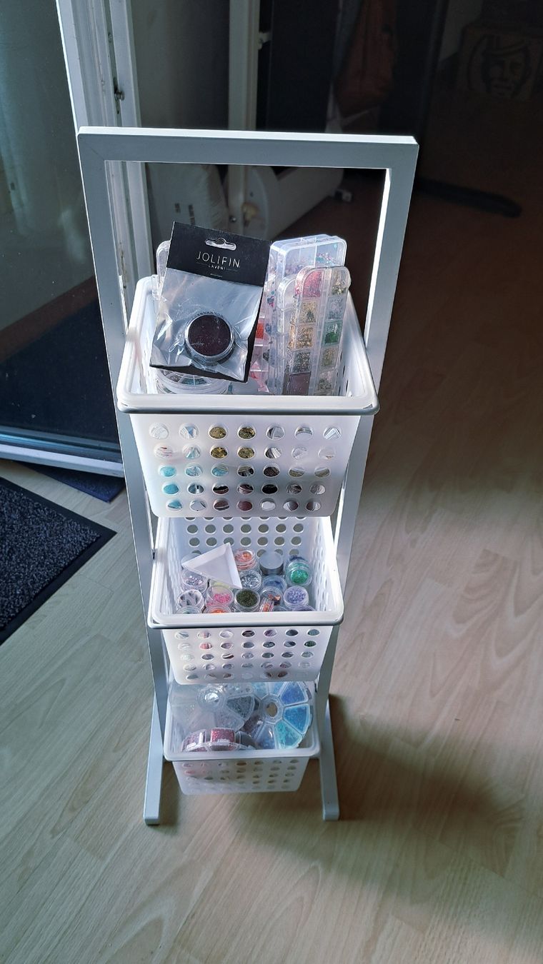 Unghie finte: Gestell mit Nailart – Usato da Büron venduto da ci79