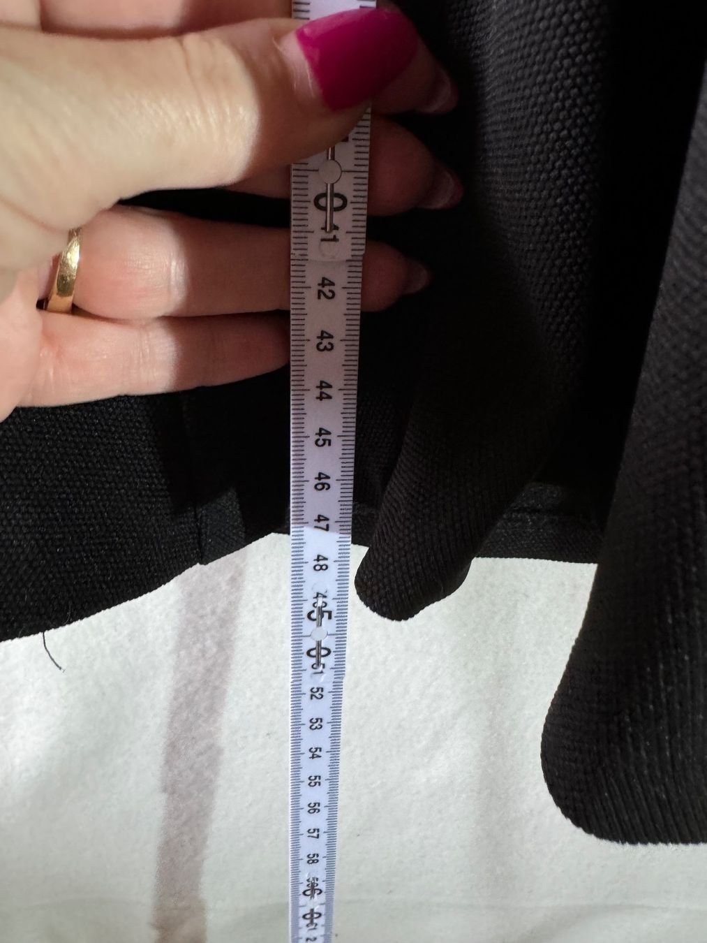 Vestiti: Schwarzes Langarm Kleid Gr. M – Usato da Grosswangen venduto da second_hand_dress 3