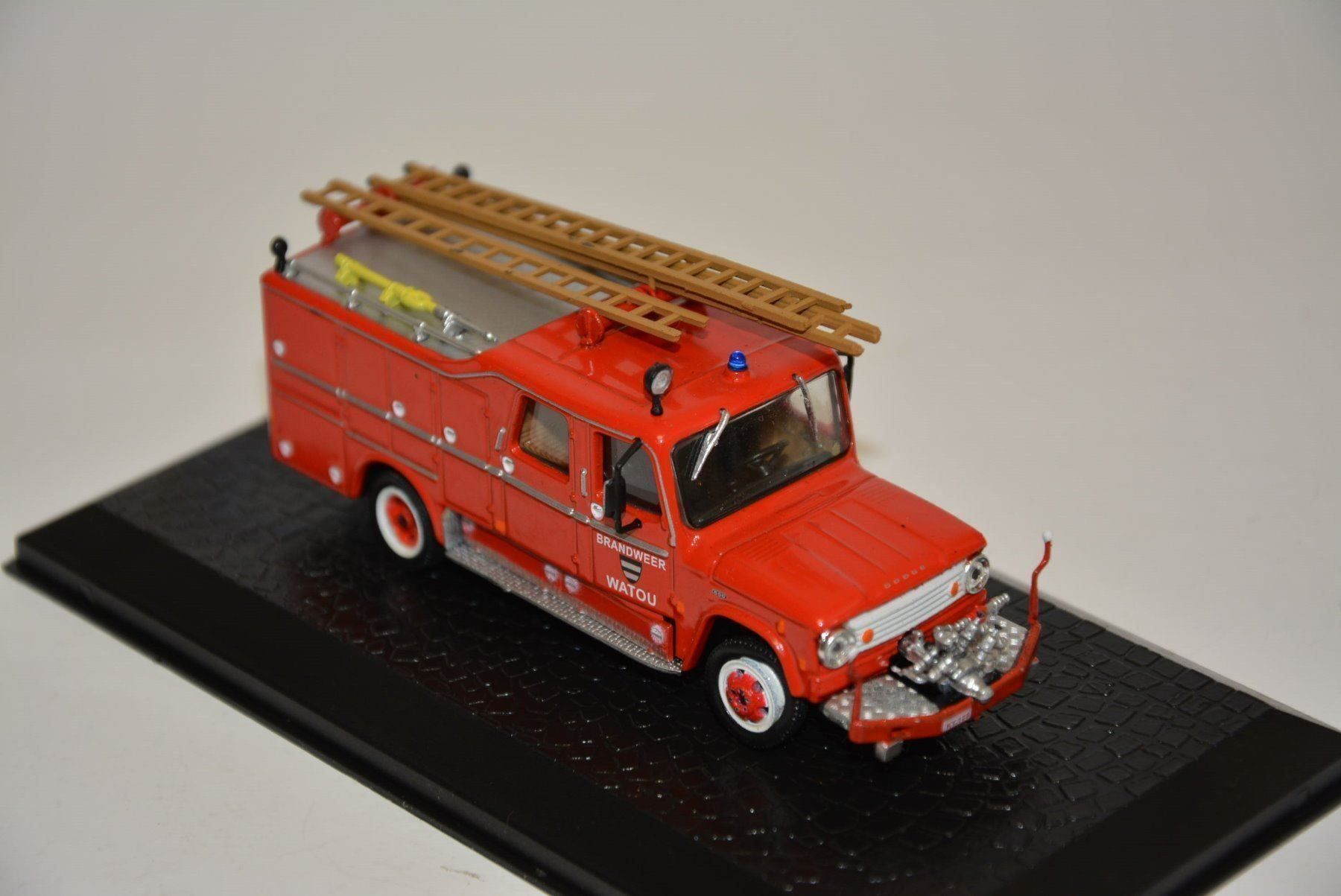 Kit di modellismo & Modellini statici: Dodge D-500 , Feuerwehr , 1:76 – Nuovo e nell'imballaggio originale da Goldach venduto da Feivel9 4