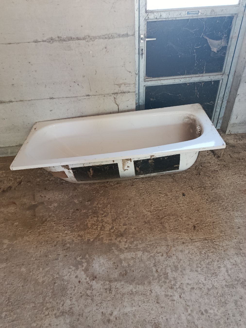 Vasche da bagno: alte Badewanne – Usato da Grosswangen venduto da IHc004