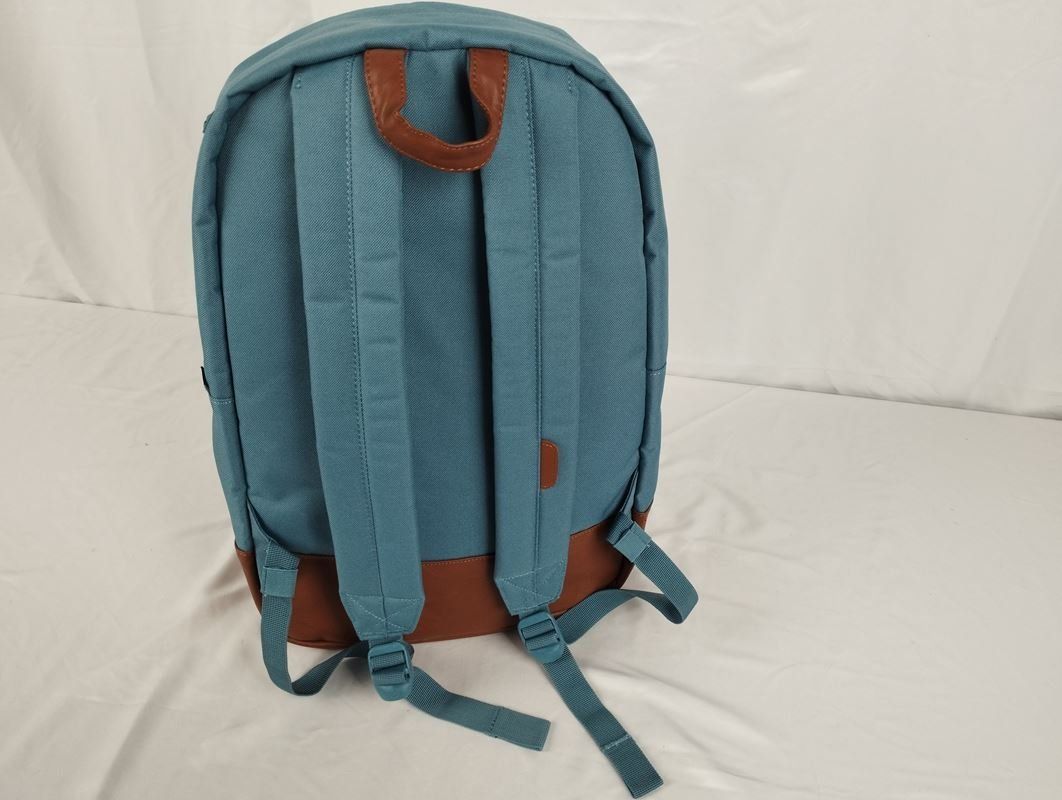 Herschel Zaini: HERSCHEL Rucksack blau 21l – Usato da Schübelbach venduto da Restwert_Schubelbach 2