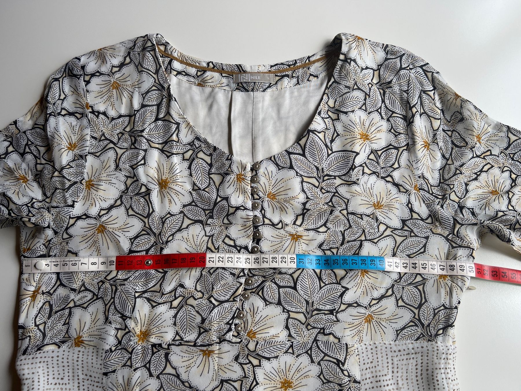 Nile Vestiti: NILE Damenkleid Blumenmuster Gr. L – Usato da Chur venduto da van_hnc6 6