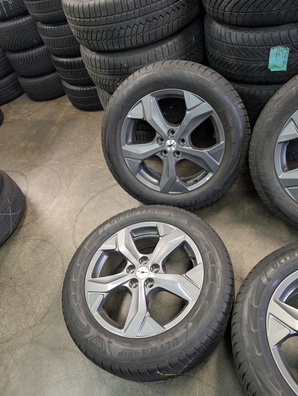Jantes: Ford Mustang Felgen  – D'occasion à Dürrenäsch par Pneu-Idris 2