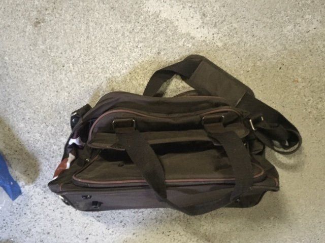Borse & Zaini: Neuwertige Wickeltasche mit Zubehör – Usato da Emmen venduto da Aribini 3