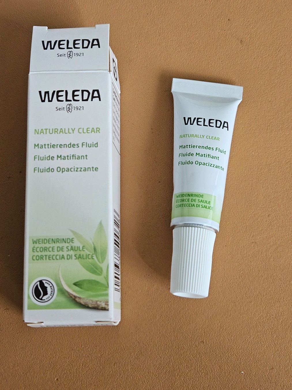 Weleda Cura del viso: Weleda - Naturally Clear - Mattierendes Fluid – Nuovo e nell'imballaggio originale da Aesch BL venduto da Chrutli1