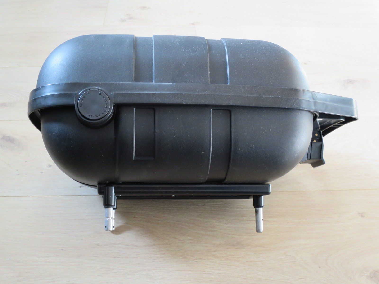 Ersatzteile: Pletscher Gepäckträgerbox 12l easy fix – Gebraucht aus Gundetswil von Bring-Back-To-Life 1