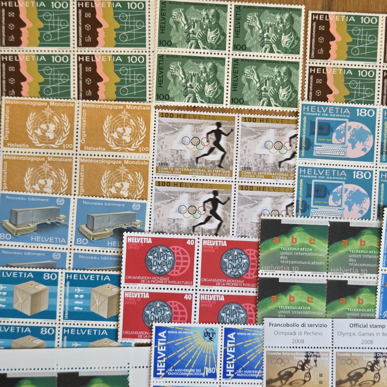 Tutti i francobolli: Briefmarken Postfrisch Wert 84 Fr. – Usato da Stans venduto da Ducati16 2