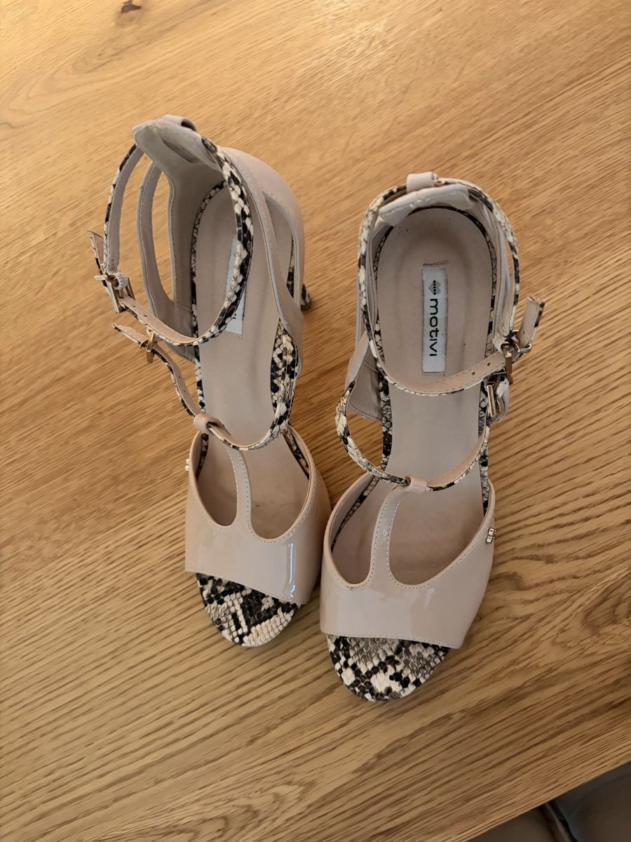 Scarpe da donna: Damenschuhe von Motivi, Gr. 40 – Usato da Zürich venduto da Sandraastoll 2