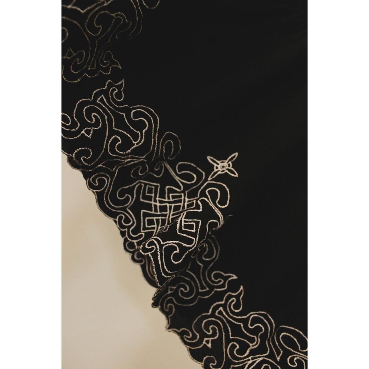 Top: Sommershirt / Top mit Stickerei – Usato da St. Gallen venduto da jbu_ns6v 2