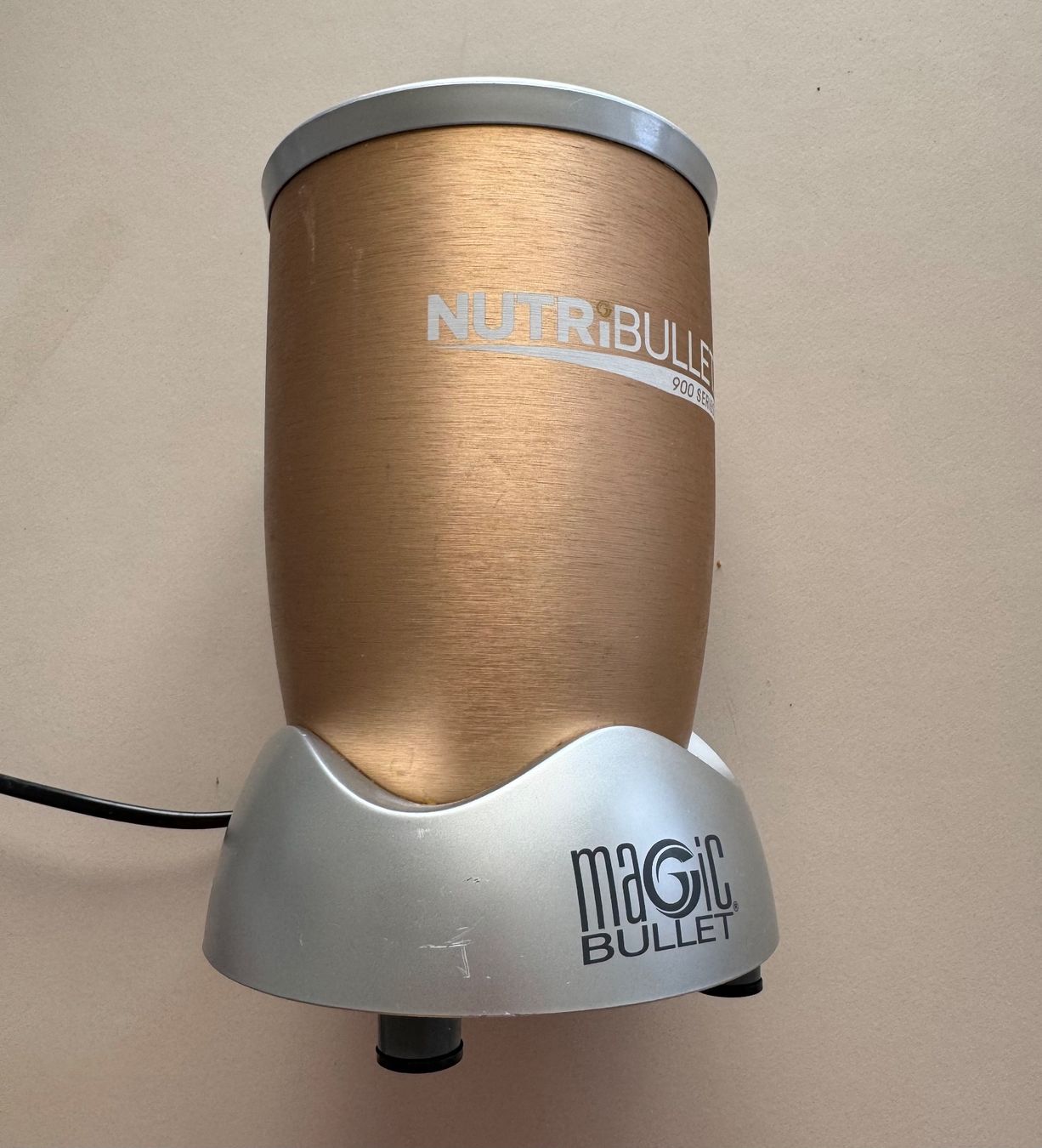 Nutribullet Küchengeräte: NutriBullet 900 Serie Mixer – Gebraucht aus Inwil von san_zh 1