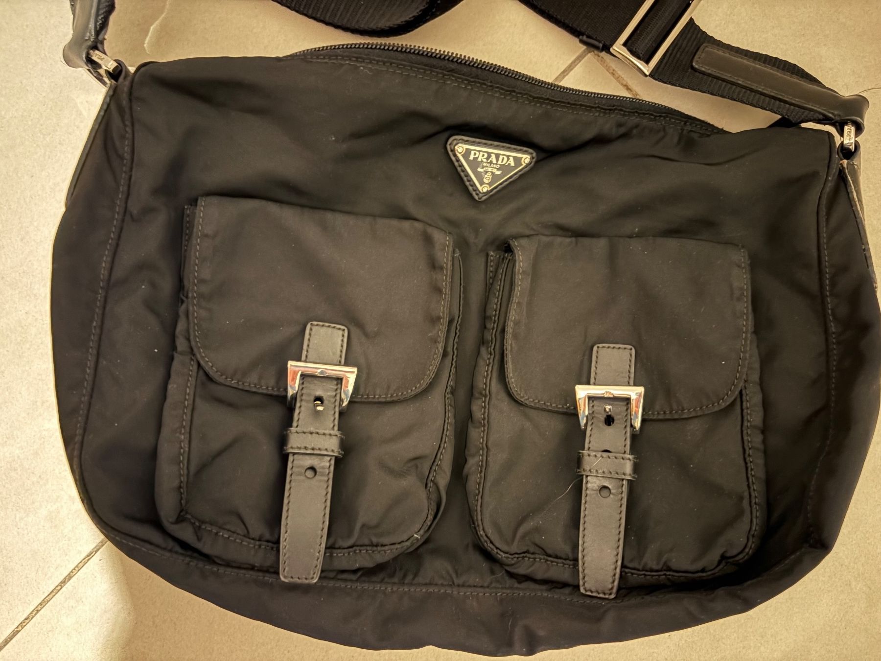 Prada Taschen: Prada Tasche Original – Gebraucht aus Zürich von fab_lhd9