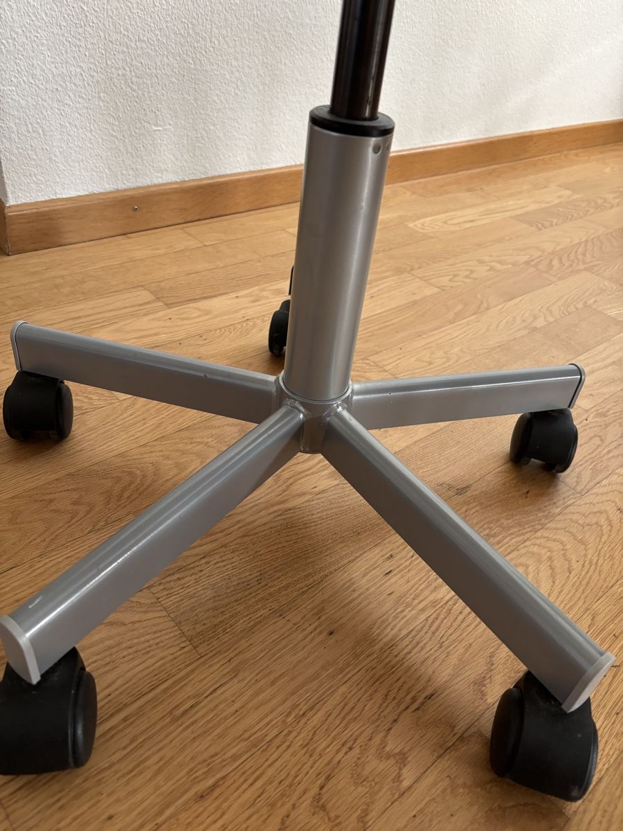 Sonstiges zum Lager & Transport: Bürostuhl Rollen Kinder – Gebraucht aus Bülach von mmva01 5