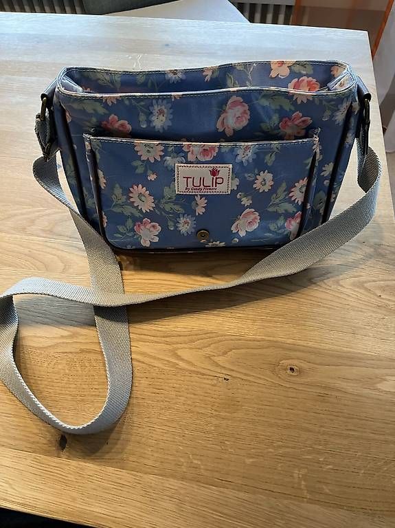 Taschen für Damen: Schöne Tasche der Marke "Tulip" – Gebraucht aus Zürich von ZSC01 1