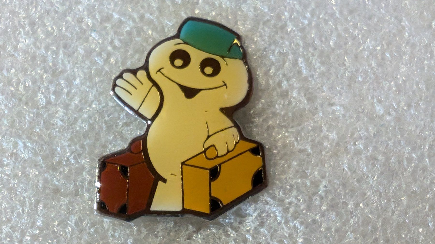 Placchette & Badge: Ansteckpin 234: Maga Bio – Usato da Oppligen venduto da Pin-Fall-Shop