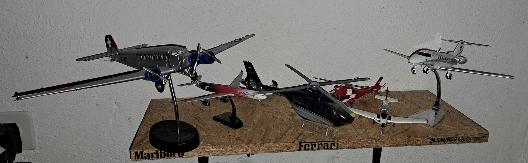 Kit di modellismo & Modellini statici: Div Flugzeugmodelle Neupreis 500.- – Usato da Ramsen venduto da abtaudi