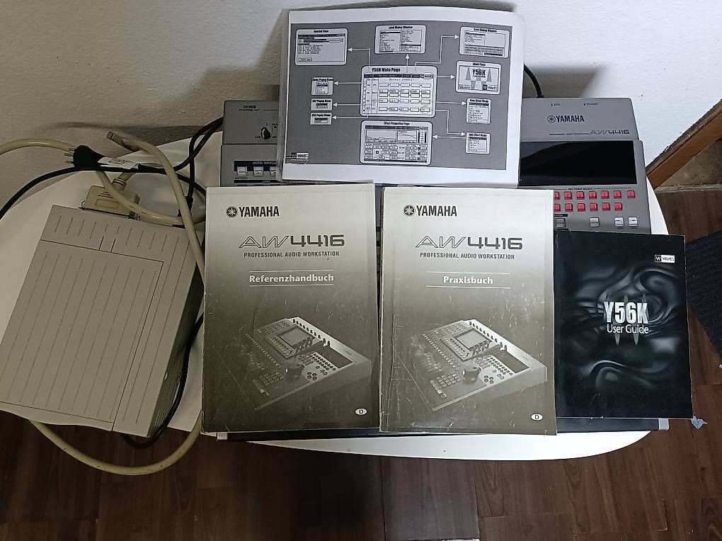 Console di mixaggio: Yamaha AW4416 Professionelle Audio-Workstation  – Usato da Heimberg venduto da Bombele 1
