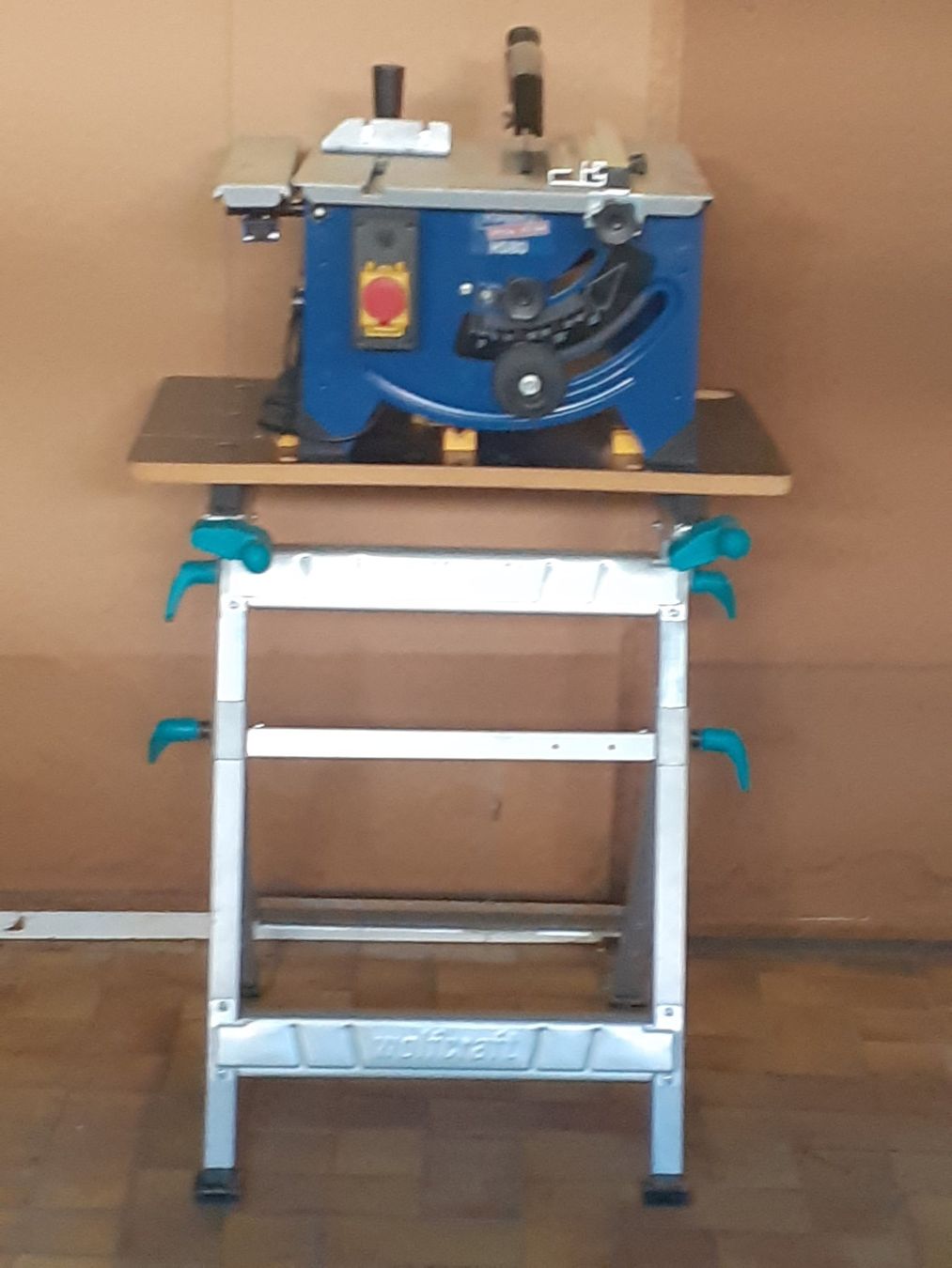Scheppach Sägen: Scie à bois avec table indépendante – Neu (gemäss Beschreibung) aus Sion von Tonique-1