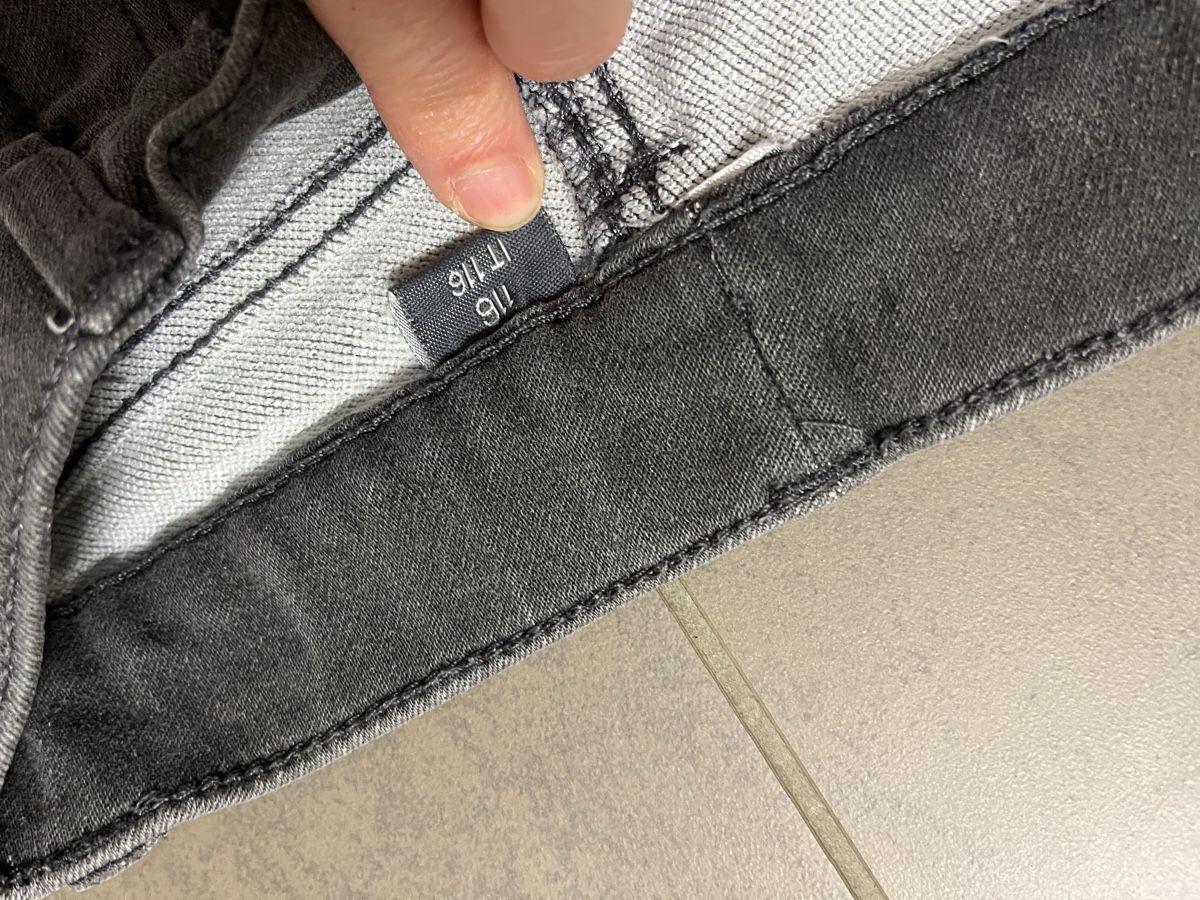 Hosen: Jeans Hose grau 116 – Gebraucht aus Zürich von Gabi_78 1