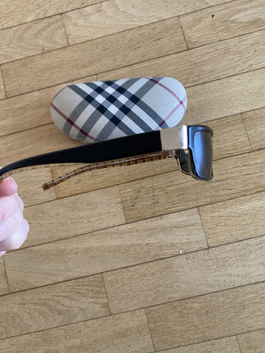 Burberry Brillen & Gläser: paire de lunette Burberry – Gebraucht aus Versoix von wen_75xm 3