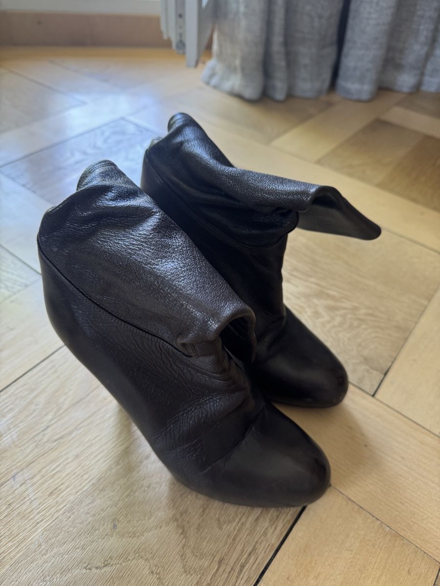 Bally Scarpe da donna: Bally Stiefelletten u. gratis Stiefel Gr. 38.5 – Usato da Bern venduto da Sonne26Mond 1