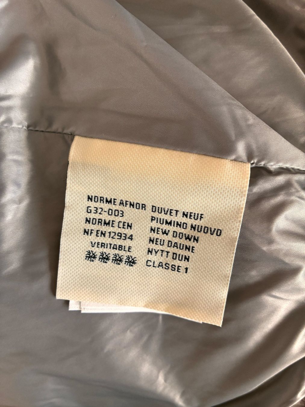 Moncler Jacken: Moncler Damen Winter Jacke – Neu (gemäss Beschreibung) aus Meilen von Fuchs_T 5