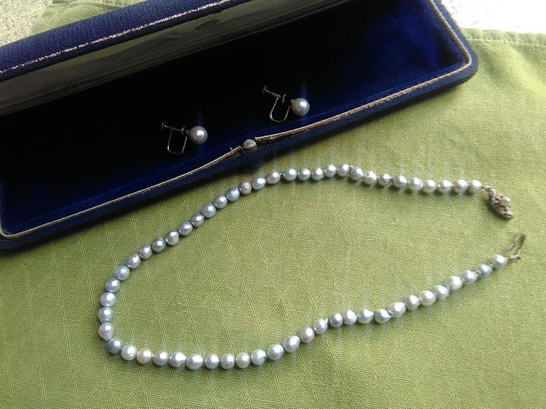 Perle (finte): Perlen-Collier mit Ohrringe, 950 Silber – Usato da Neuenhof venduto da elRey123 5