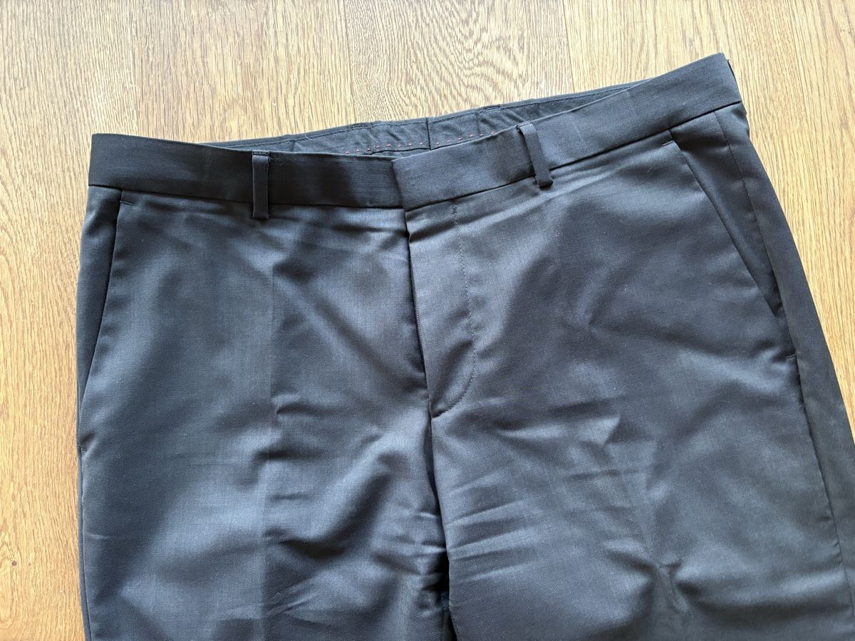 Hugo Boss Pantaloni: Hugo Boss Anzughose, Grösse 50, schwarz – Usato da Horgen venduto da Rafnaf 2