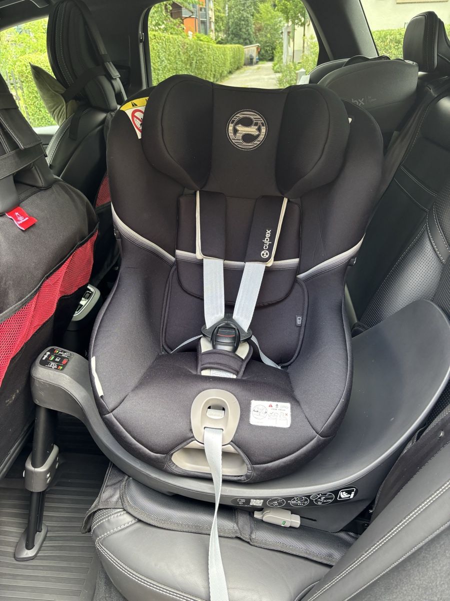Cybex Sièges auto: Cybex Sirona S i-Size Rotating Car Seat – D'occasion à Zürich par chronos7