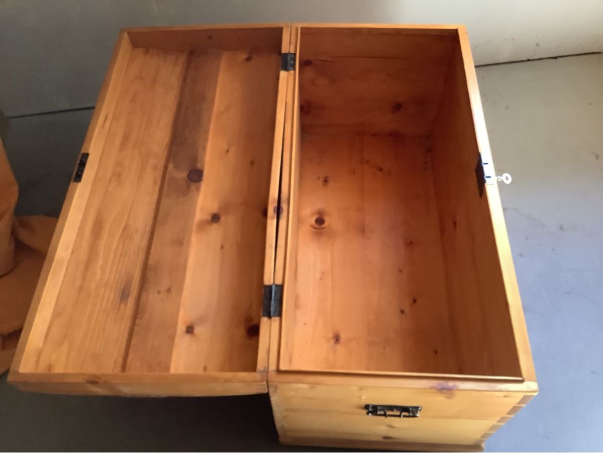 Coffres: Holztruhe  – D'occasion à Theilingen par TinaKr. 1