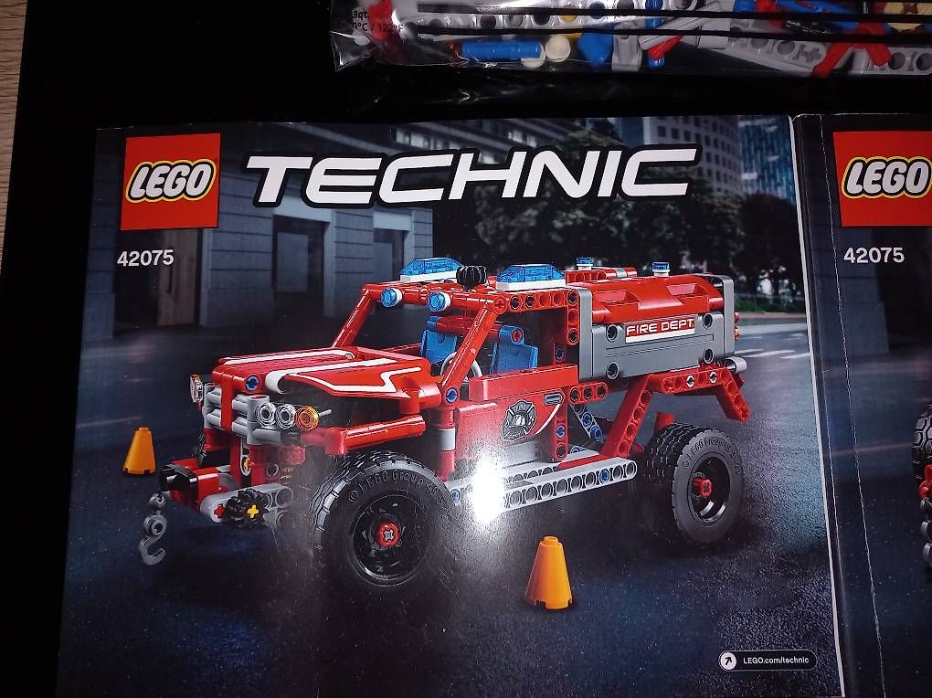 Lego Giocattoli: Lego Technic 2 in 1 Feuerwehr, Auto 42075 – Usato da Oberburg venduto da Stef31285 2