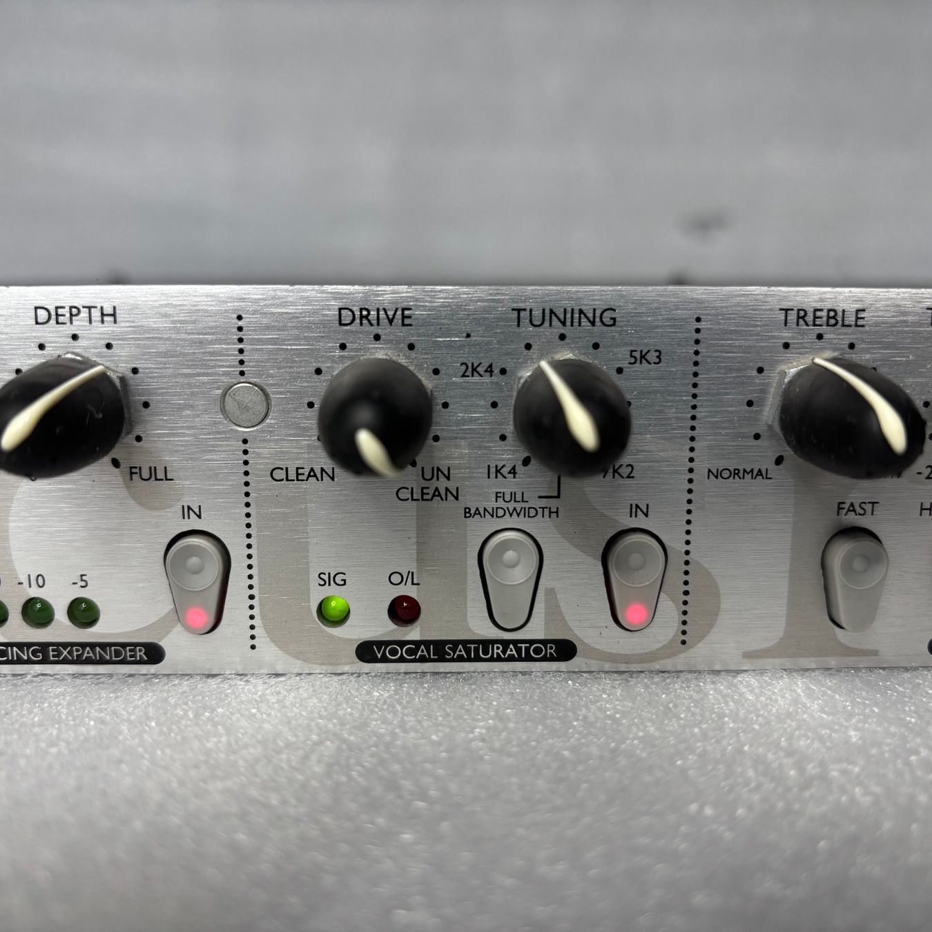 Musikinstrumente: Focusrite Platinum Voicemaster à vendre – Gebraucht aus Genève von Beeno01 4