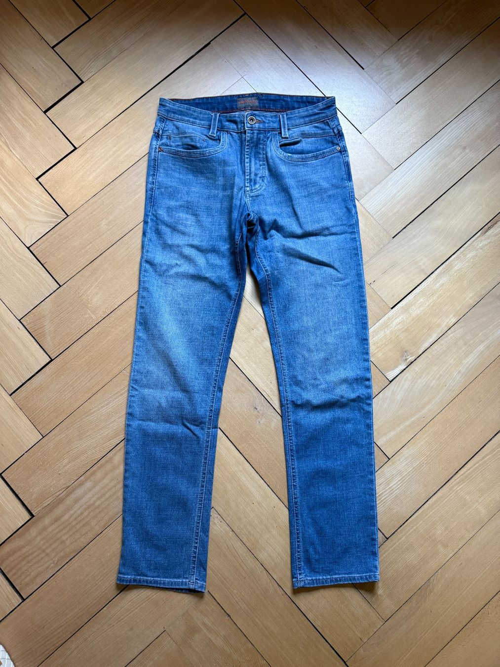 Jeans: HATTRIC - Jeans blau W31 L32 – D'occasion à Zürich par Diazaio