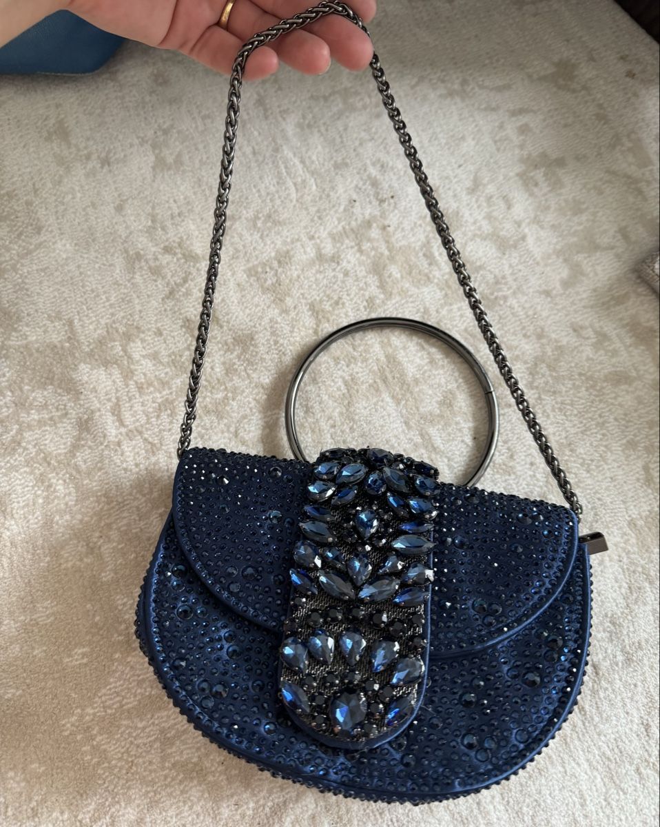 Sacs femmes: Dunkelblaue Strass-Abendtasche mit Ringgriff und Kette – Neuf avec emballage d'origine à Zürich par di_archive 6