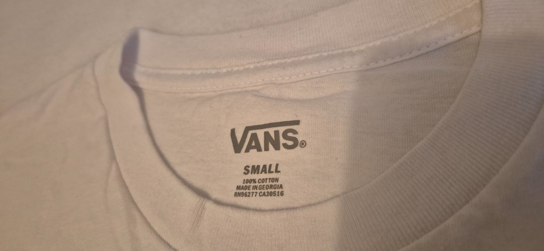 Vans T-shirt: 3 T-Shirts und 1 Hemd original Vans – Usato da Montagnola venduto da Mowatt 8