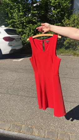 Rotes Sommerkleid von Express - Grösse S
